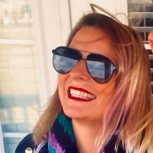 Meet your Posher, Brittney